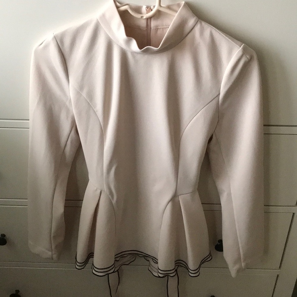 Fitted waste blouse